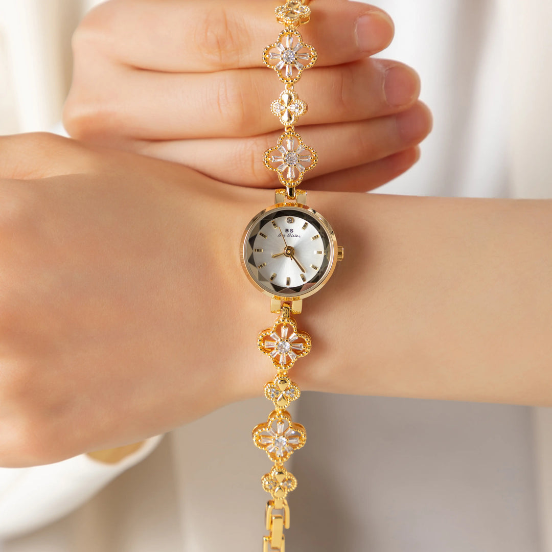 Reloj María