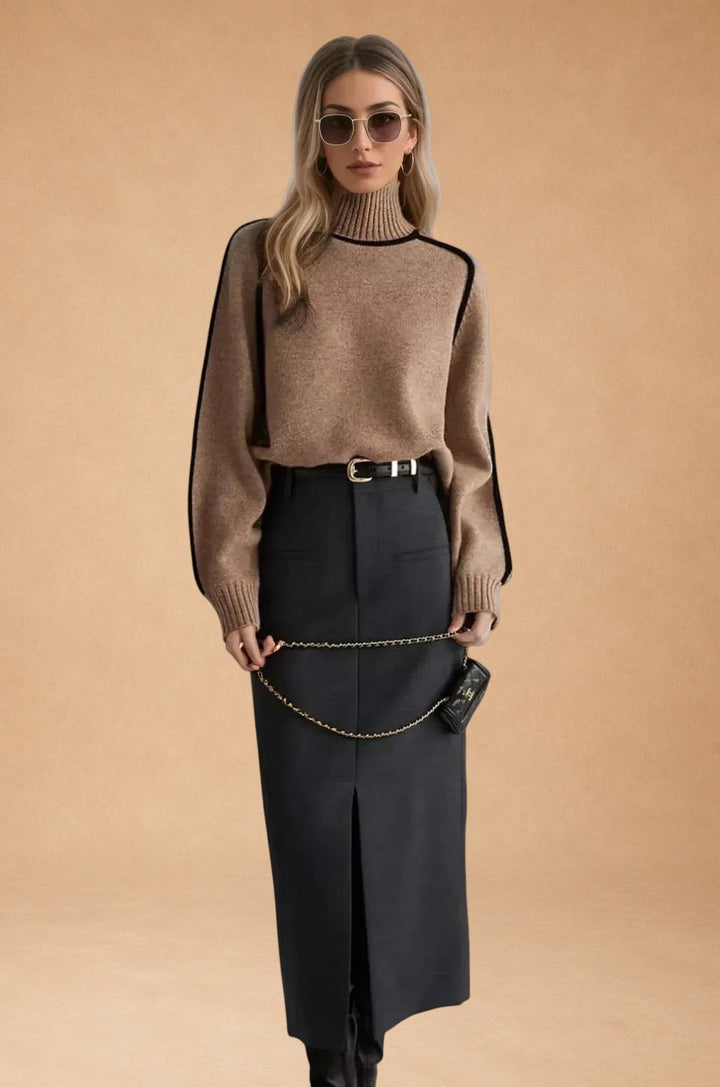 Vasiliki – Elegant ensfarvet sweater med høj krave