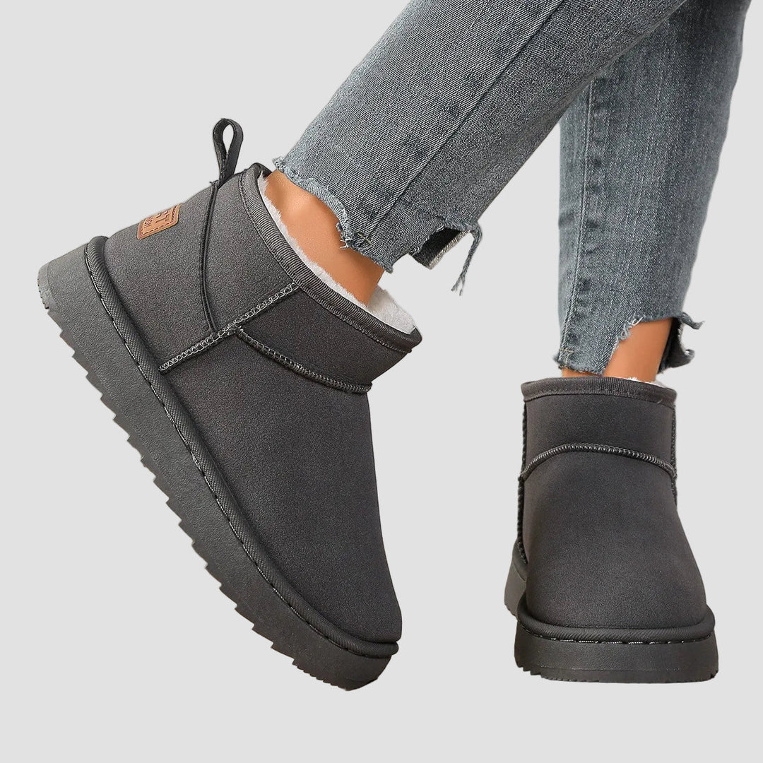 Chrysoula - Bota clásica y cómoda con forro de terciopelo